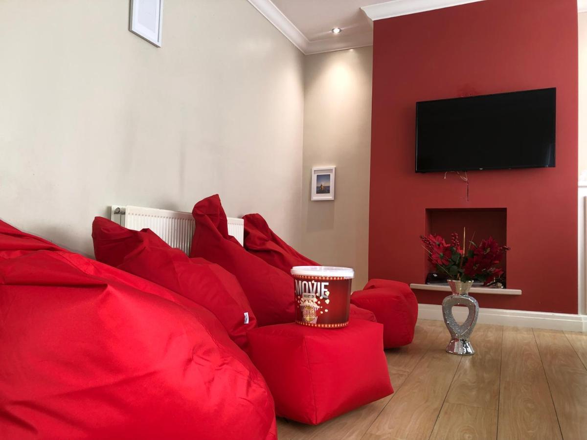 Apartment Luxury W/ Games *